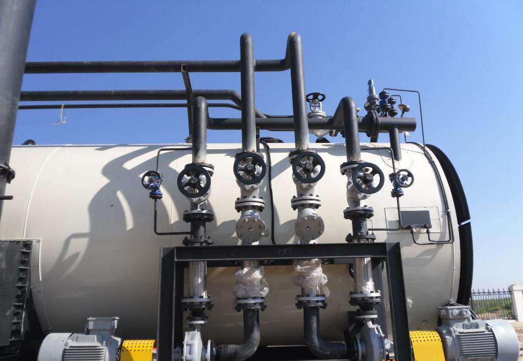 導(dǎo)熱油鍋爐在使用時(shí)，如何避免導(dǎo)熱油的溫度超過沸點(diǎn)？